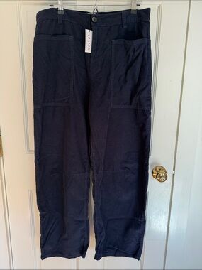 Velvet Navy Corduroy women’s slight barrel leg pants. NWT, 12